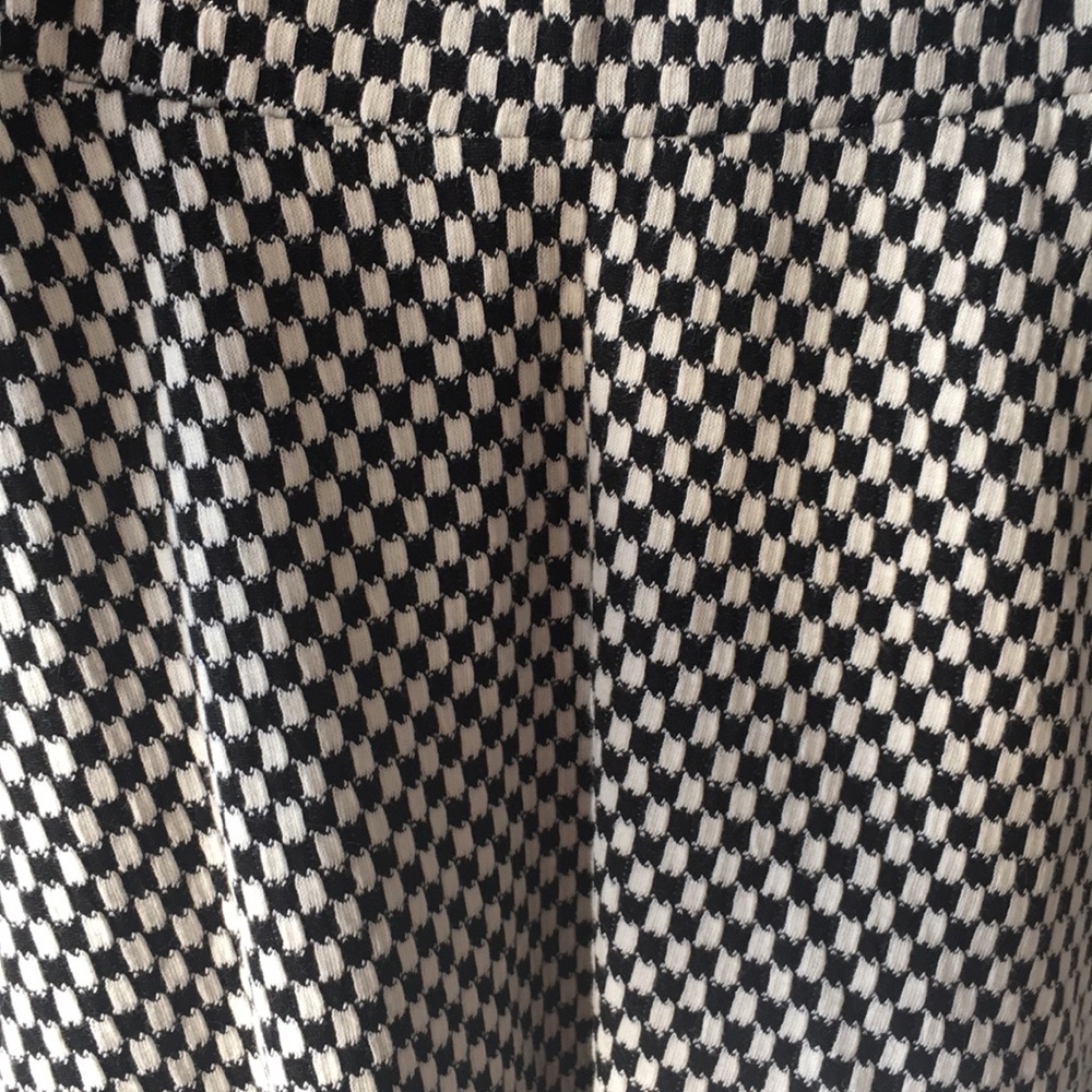 F21 checkered circle skirt - Picture 3 of 4
